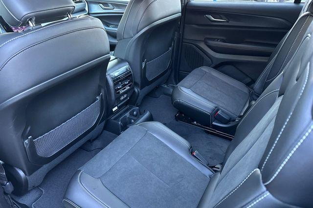 new 2025 Jeep Grand Cherokee L car, priced at $39,230