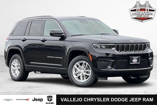 new 2025 Jeep Grand Cherokee car, priced at $33,070