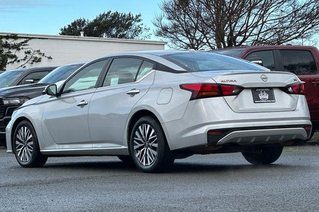 used 2023 Nissan Altima car, priced at $17,990
