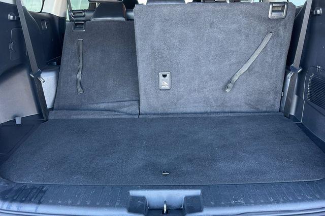 used 2023 Toyota Highlander car, priced at $32,990