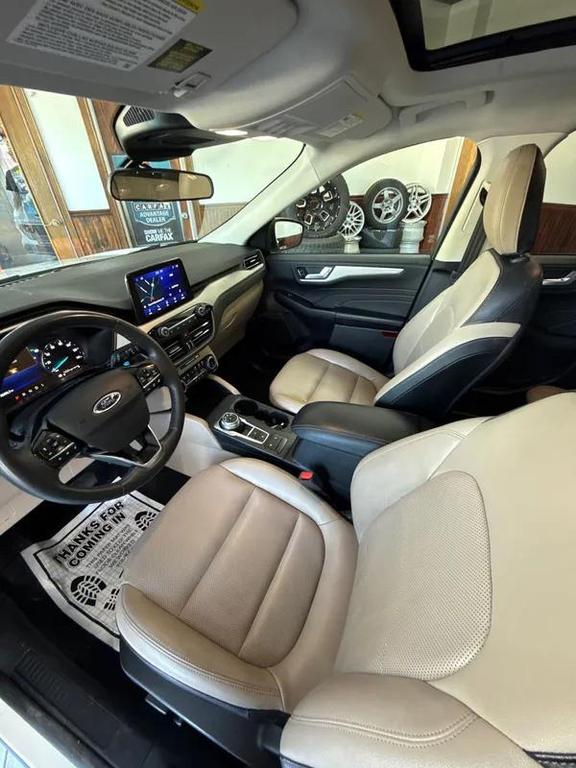 used 2022 Ford Escape car, priced at $18,995