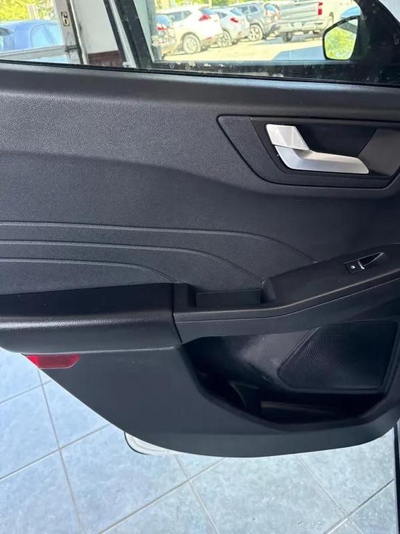 used 2022 Ford Escape car, priced at $18,995