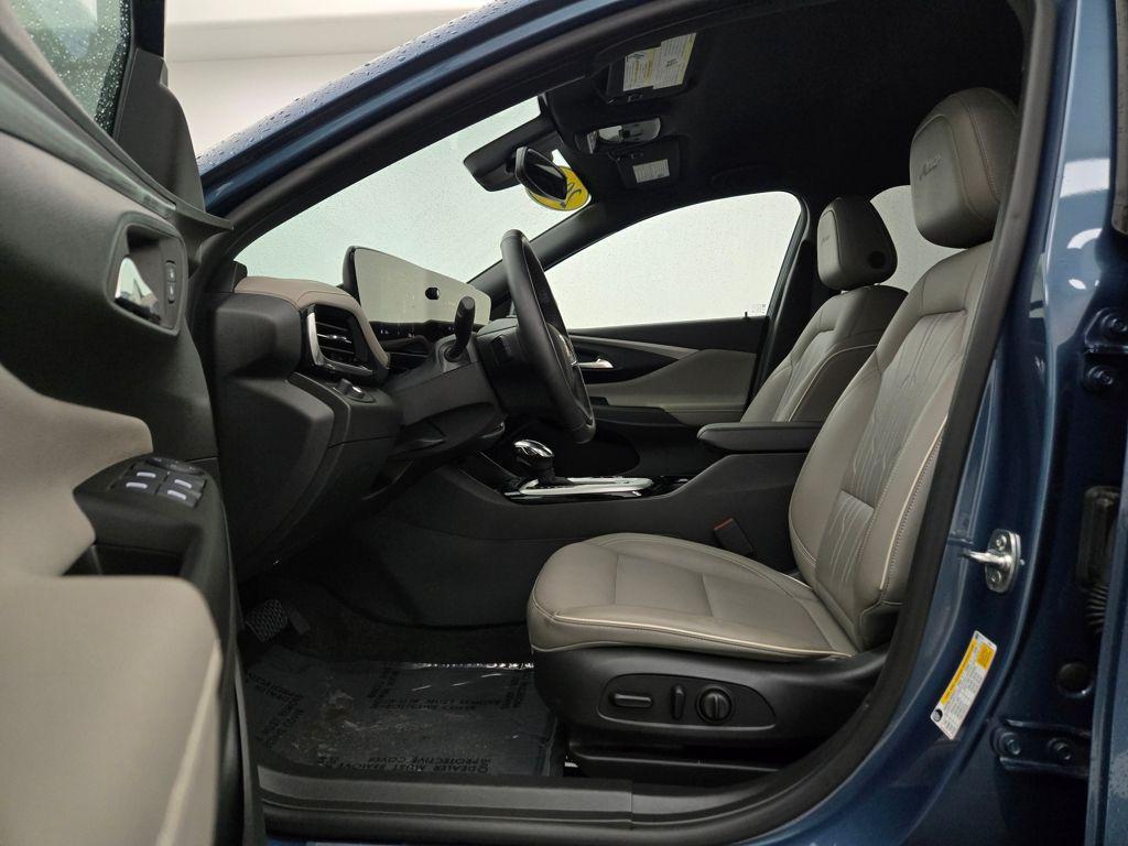 used 2024 Buick Envista car, priced at $27,179