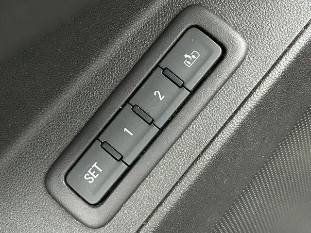 used 2018 Chevrolet Equinox car, priced at $15,997