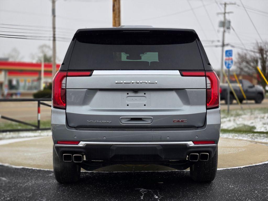 used 2025 GMC Yukon car, priced at $72,797