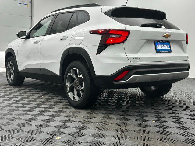 used 2024 Chevrolet Trax car, priced at $19,748