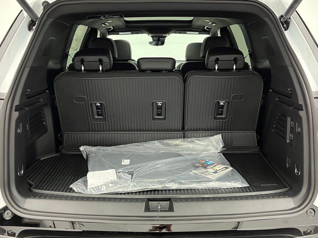 new 2026 Buick Enclave car, priced at $49,500