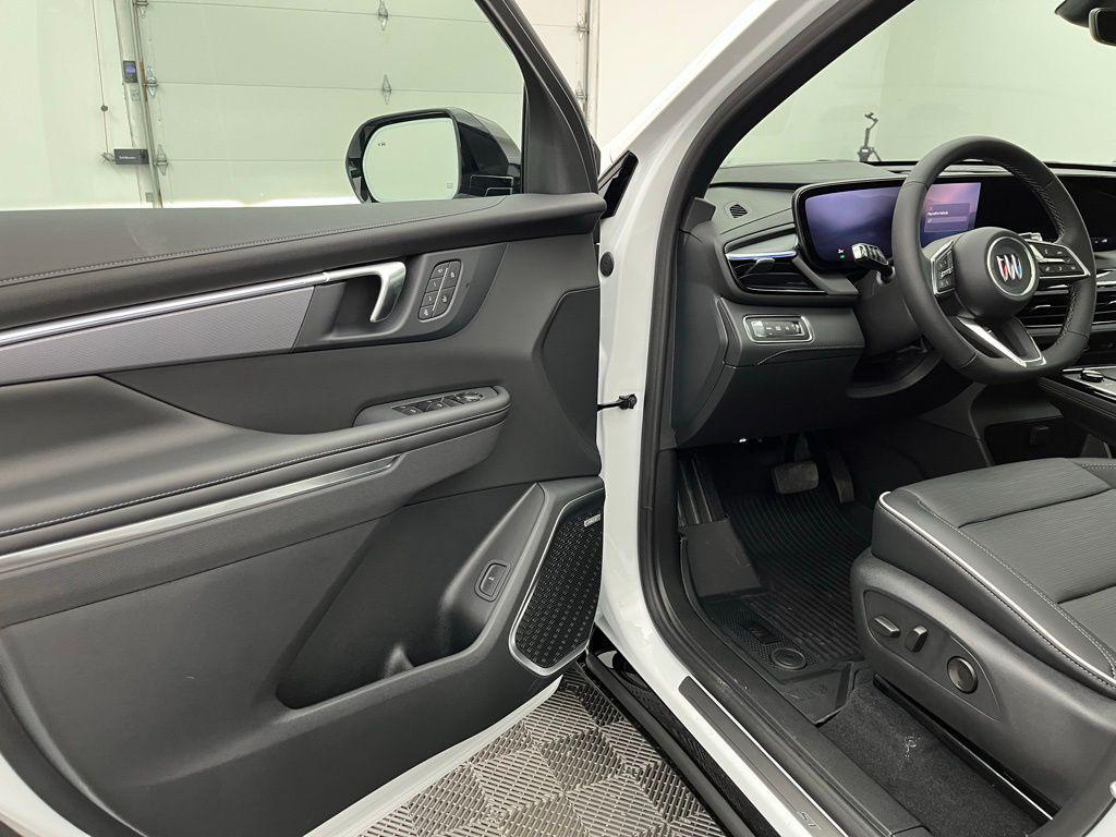new 2026 Buick Enclave car, priced at $49,500