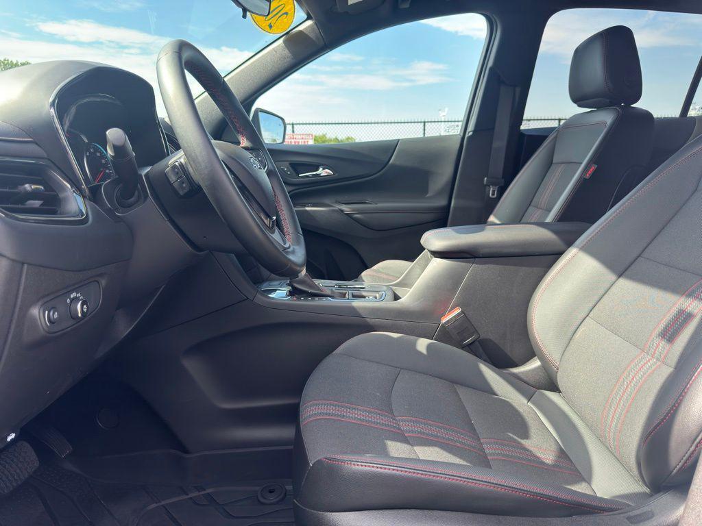 used 2023 Chevrolet Equinox car, priced at $25,598