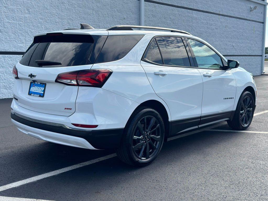 used 2023 Chevrolet Equinox car, priced at $25,598