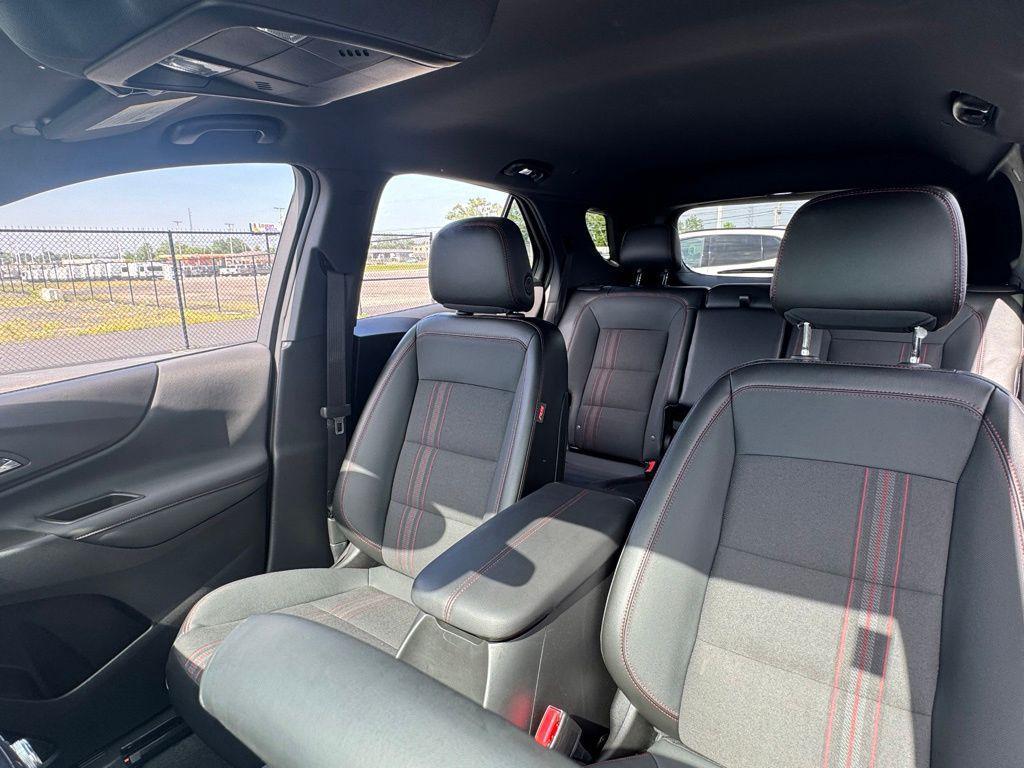 used 2023 Chevrolet Equinox car, priced at $25,598