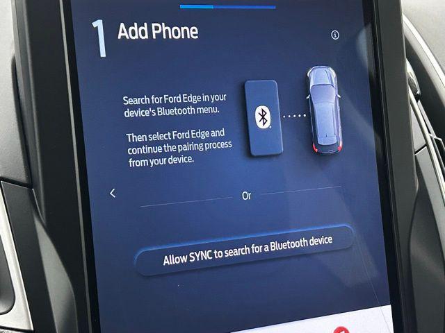 used 2024 Ford Edge car, priced at $25,178