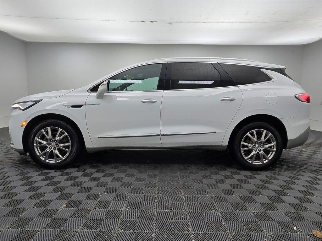 used 2024 Buick Enclave car, priced at $30,517