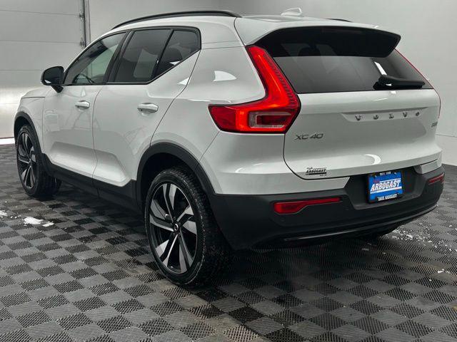 used 2023 Volvo XC40 car, priced at $25,637