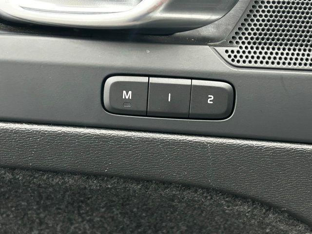 used 2023 Volvo XC40 car, priced at $25,637