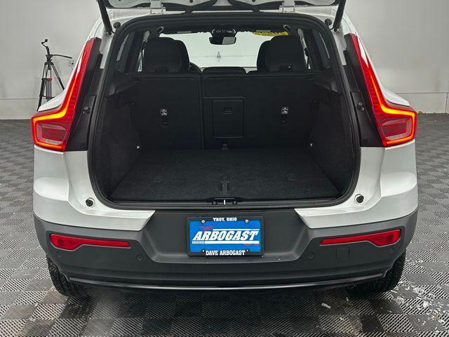 used 2023 Volvo XC40 car, priced at $25,637