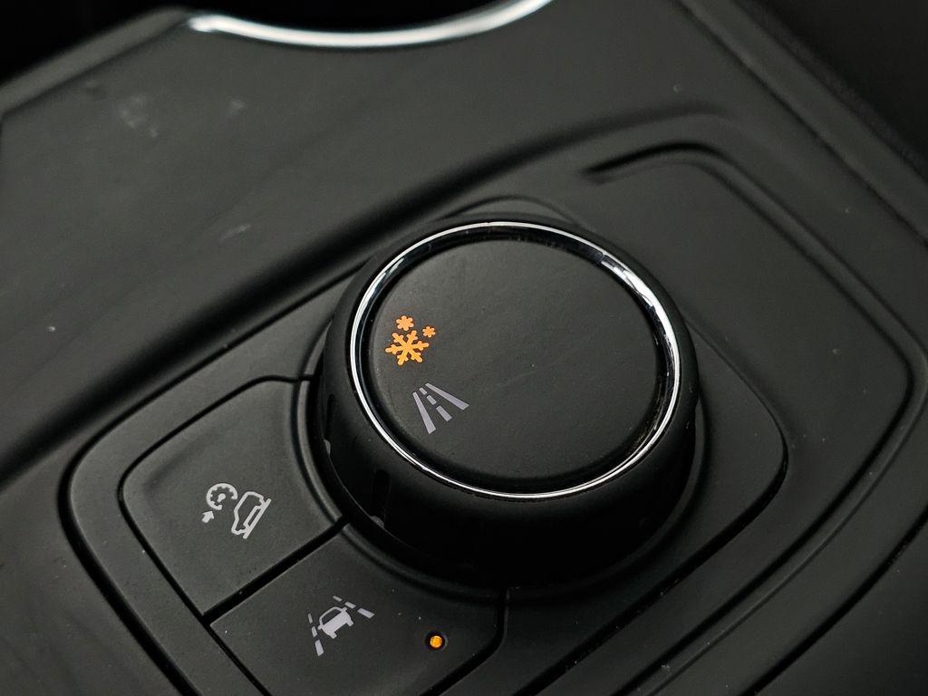 used 2024 GMC Terrain car, priced at $22,995