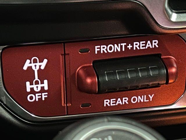 used 2019 Jeep Wrangler Unlimited car, priced at $31,928