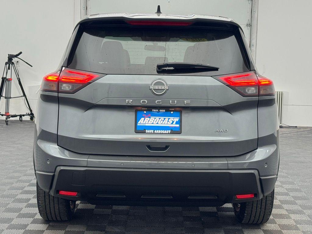 used 2024 Nissan Rogue car, priced at $22,995