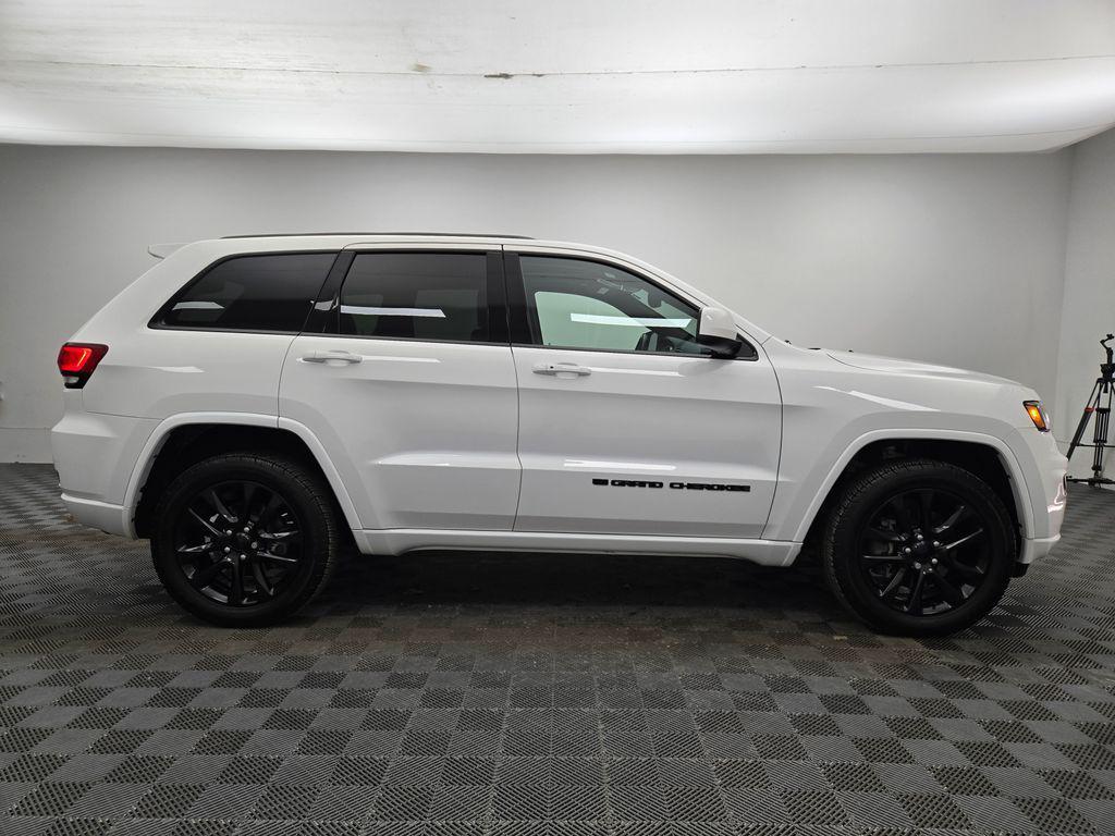 used 2022 Jeep Grand Cherokee car, priced at $26,987