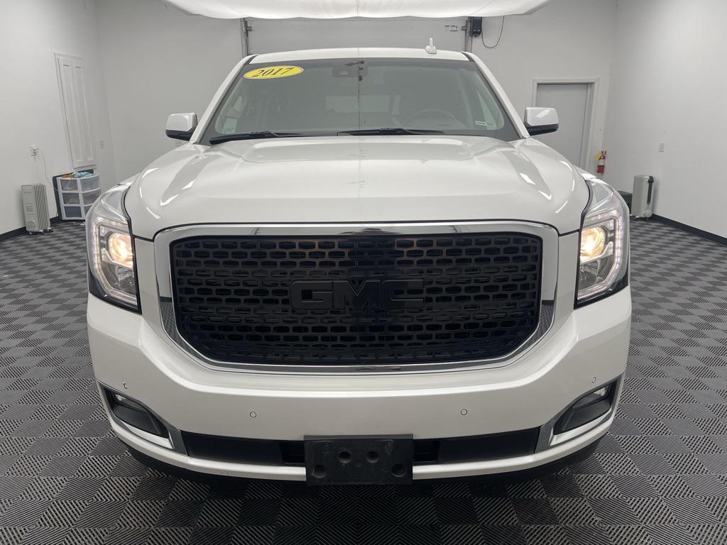 2017 White Frost Tricoat GMC Yukon XL