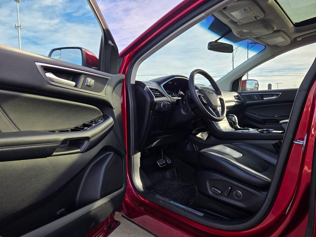 used 2018 Ford Edge car, priced at $20,365