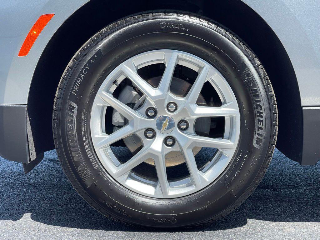 used 2024 Chevrolet Equinox car, priced at $22,298