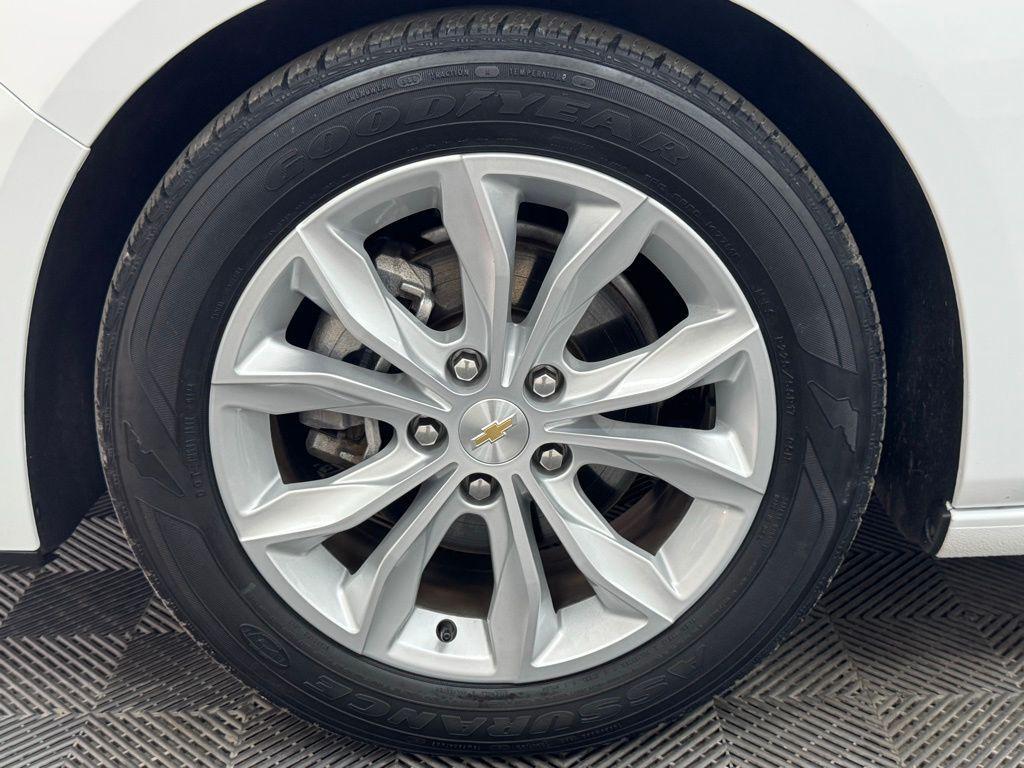 used 2024 Chevrolet Malibu car, priced at $21,396