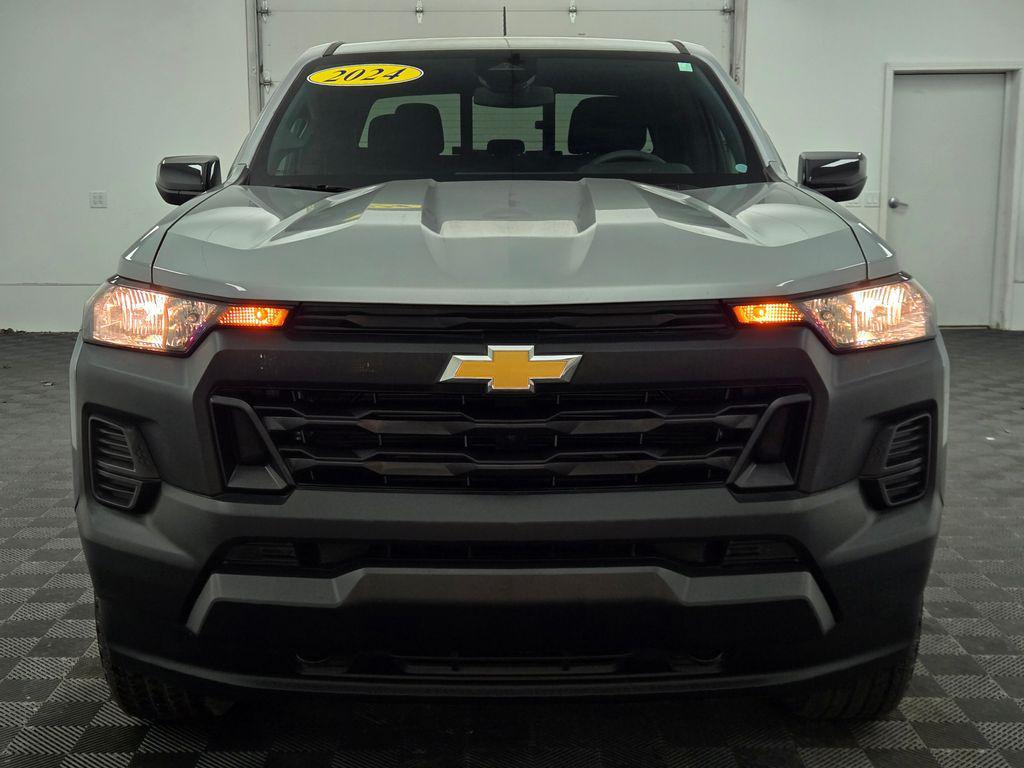 used 2024 Chevrolet Colorado car, priced at $30,400