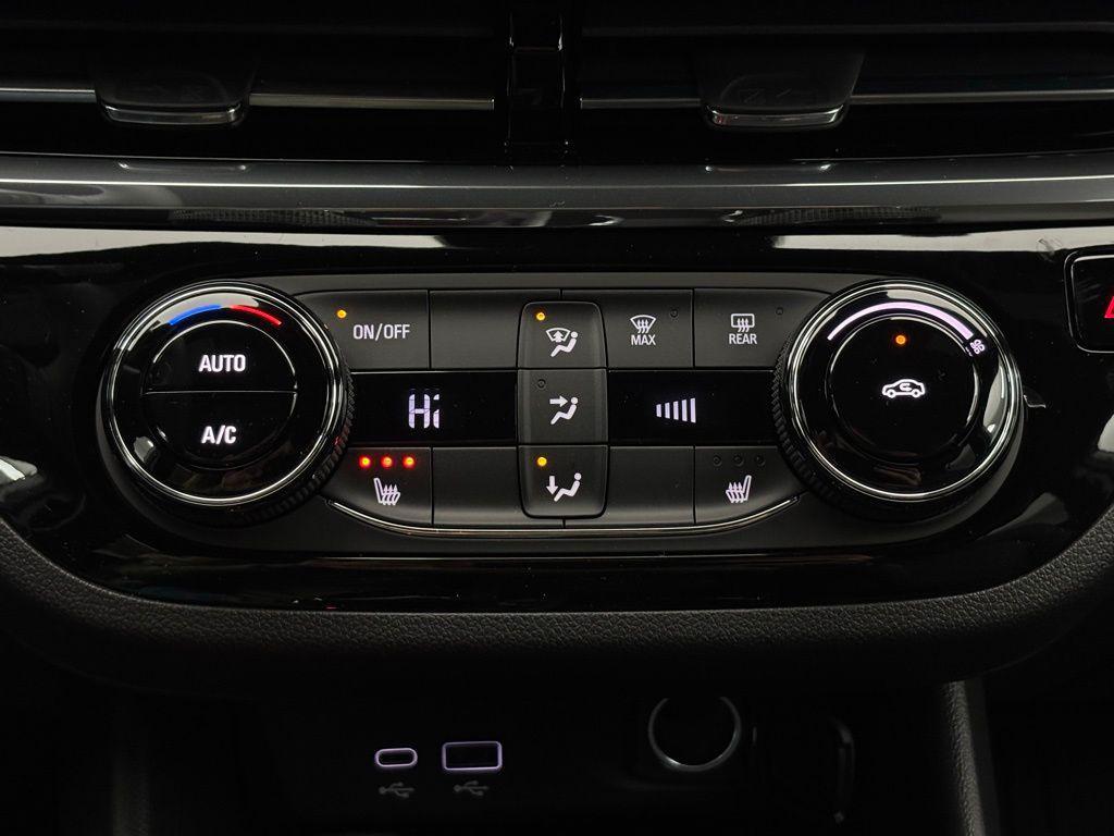 new 2026 Buick Envista car, priced at $29,250