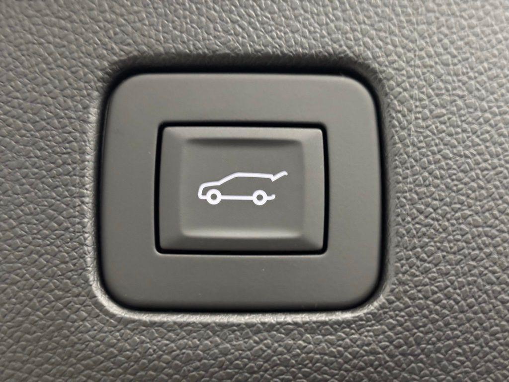 new 2026 Buick Envista car, priced at $29,250