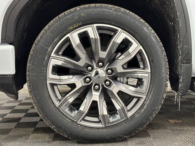 new 2026 GMC Sierra 1500 car, priced at $77,218