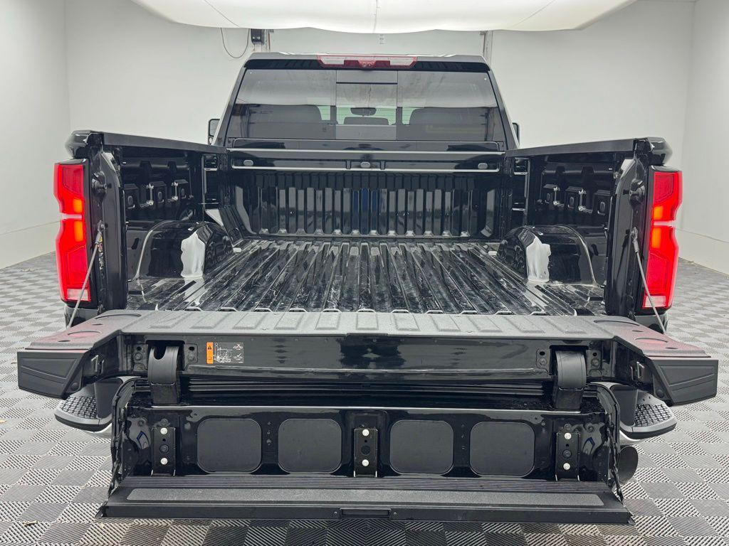 used 2026 Chevrolet Silverado 3500 car, priced at $77,500