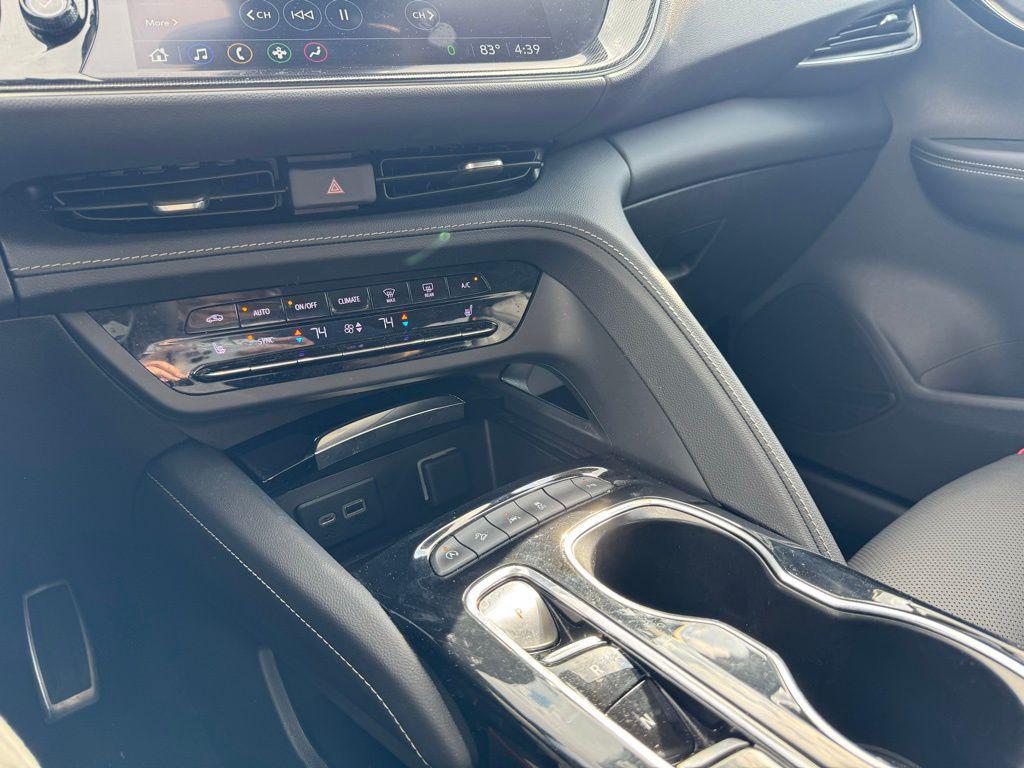 used 2023 Buick Envision car, priced at $29,400