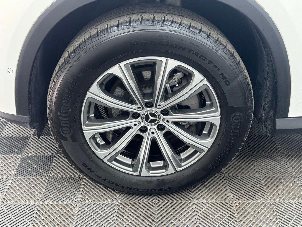 used 2025 Mercedes-Benz GLC 300 car, priced at $48,300