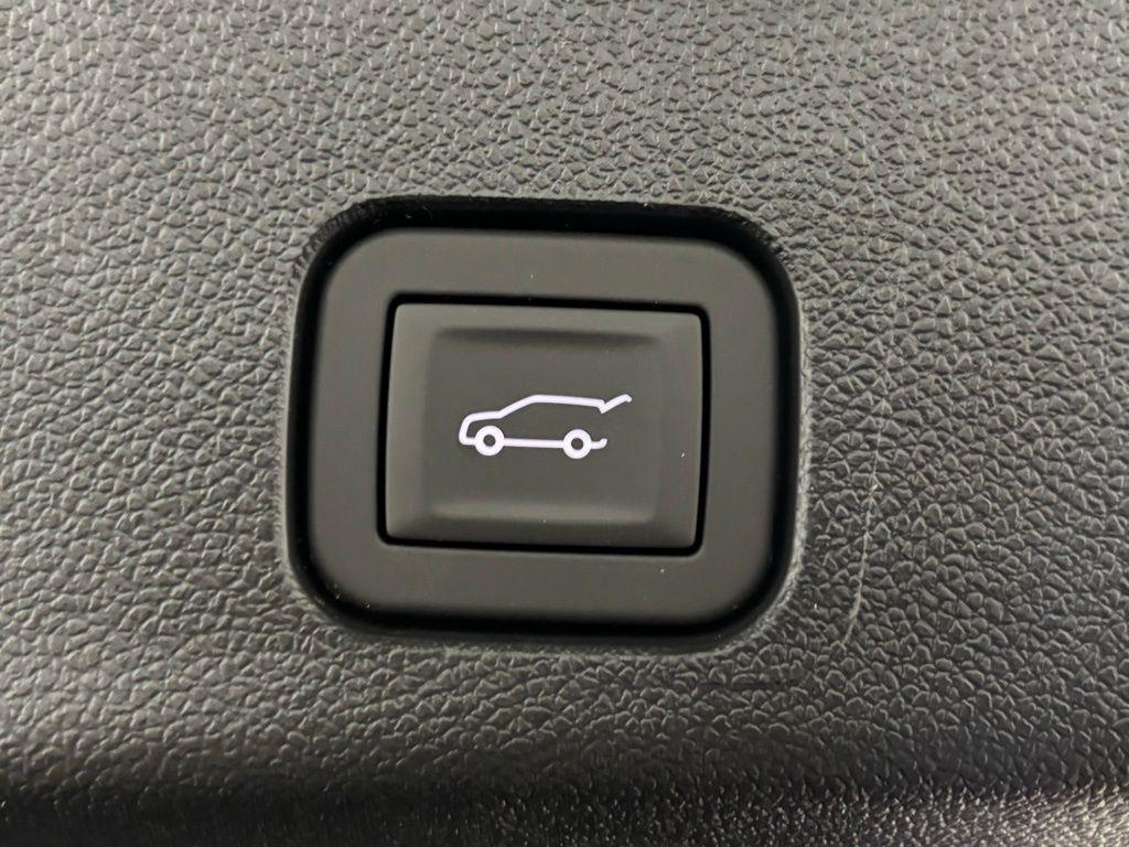 new 2025 GMC Acadia car, priced at $51,000