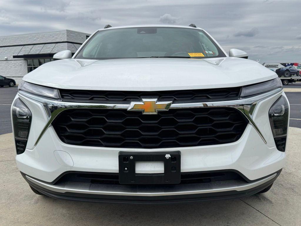 used 2025 Chevrolet Trax car, priced at $21,800