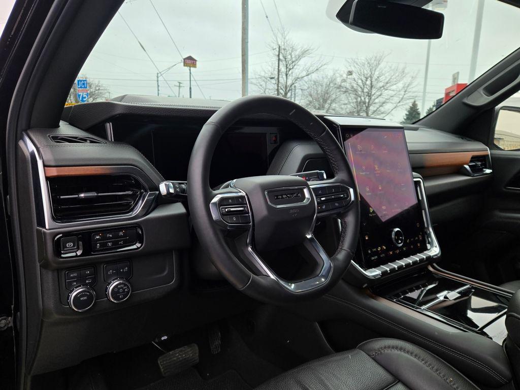 used 2025 GMC Yukon car, priced at $72,797