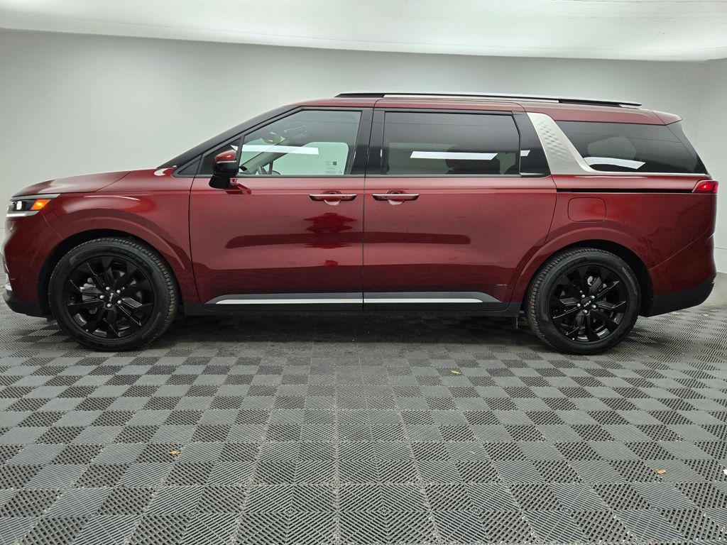 used 2024 Kia Carnival car, priced at $36,119