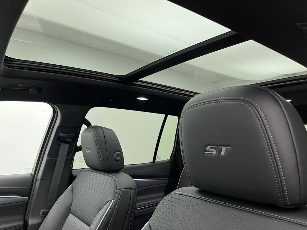 new 2026 Buick Enclave car, priced at $52,505