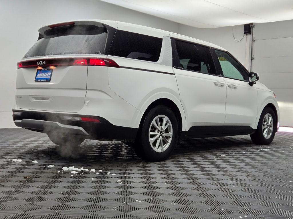 used 2023 Kia Carnival car, priced at $22,996