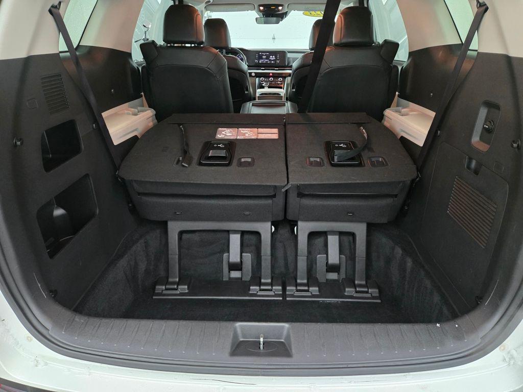 used 2023 Kia Carnival car, priced at $22,996