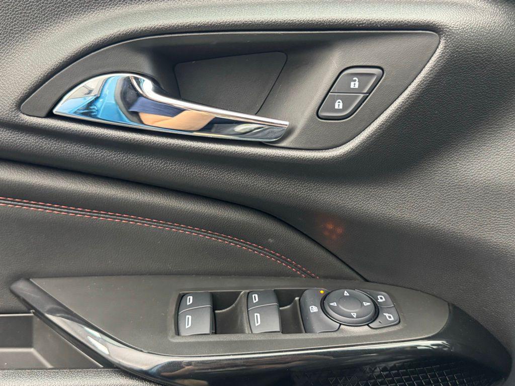used 2025 Chevrolet Trax car, priced at $24,300