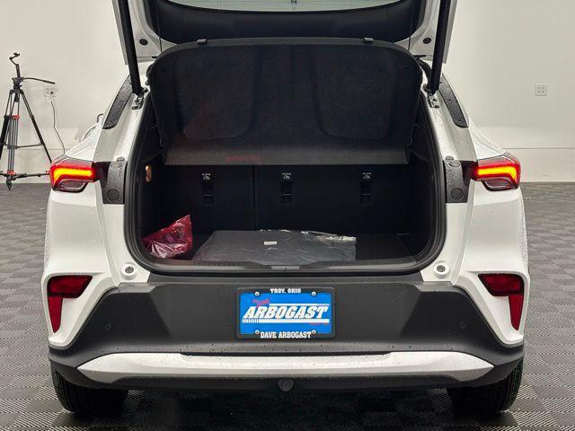 new 2026 Buick Envista car, priced at $27,930