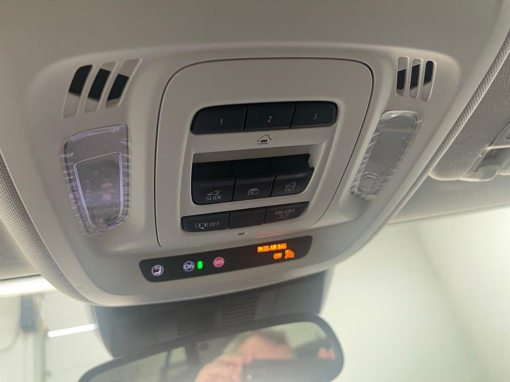 new 2025 Buick Envision car, priced at $39,000