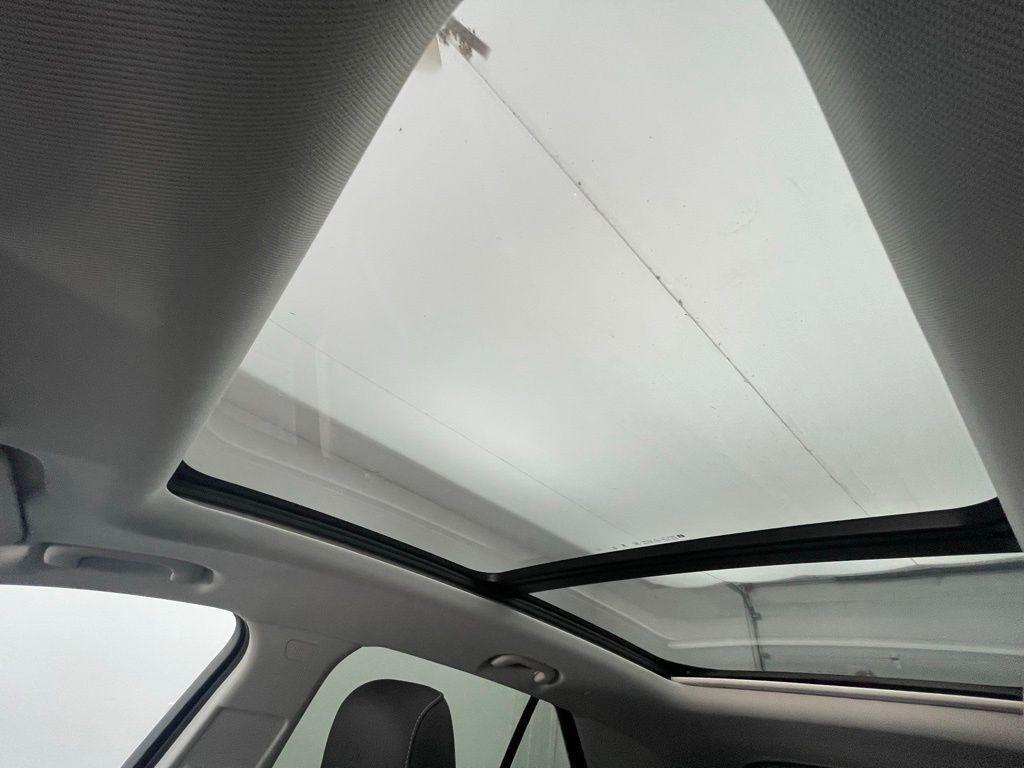 new 2025 Buick Envision car, priced at $39,000