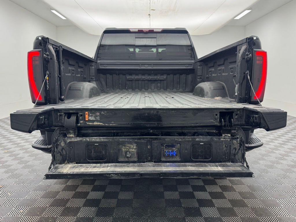 used 2024 GMC Sierra 2500 car, priced at $71,900