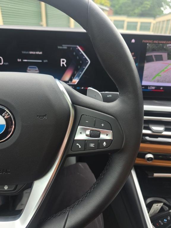 BMW 3 Series view 28