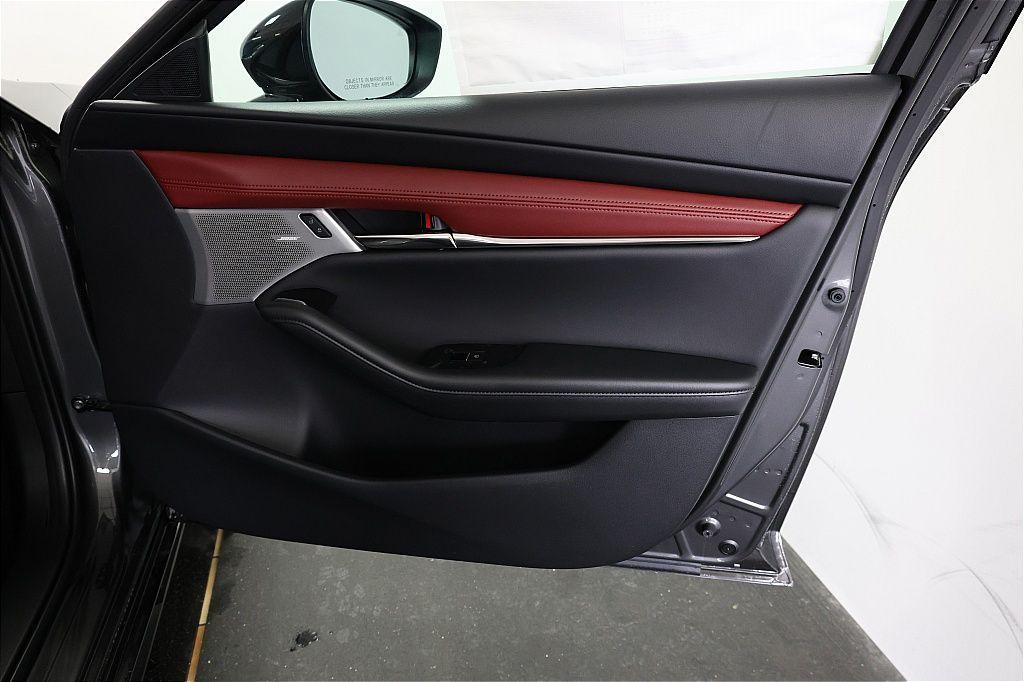 new 2026 Mazda Mazda3 car, priced at $38,080