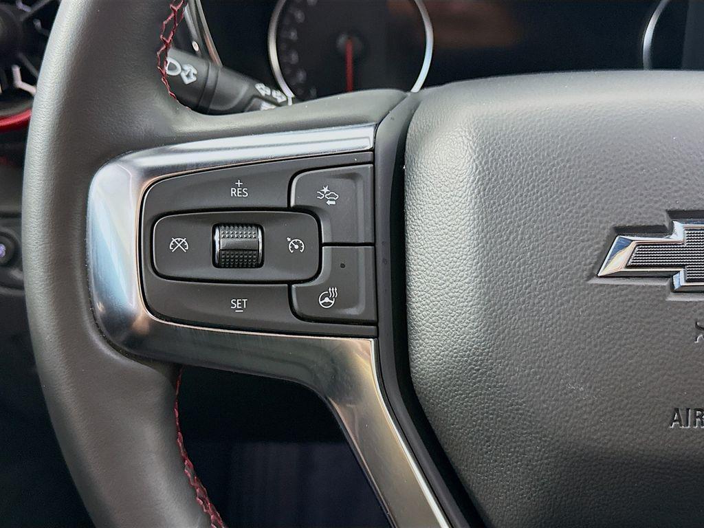 used 2025 Chevrolet Blazer car, priced at $32,999